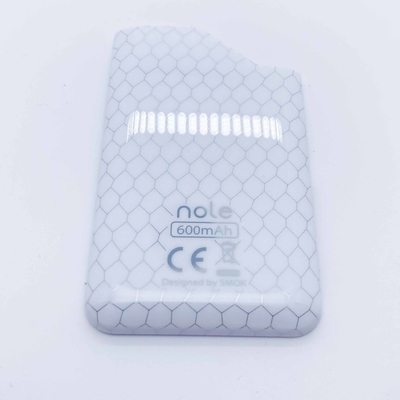 Processus de moulage par injection de l'ABS IMD à haute brillance outre du modèle de grille blanc